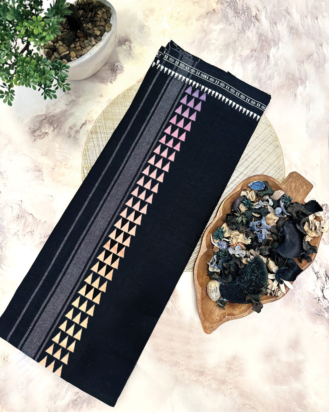 Thumbnail of Pattern Arrow